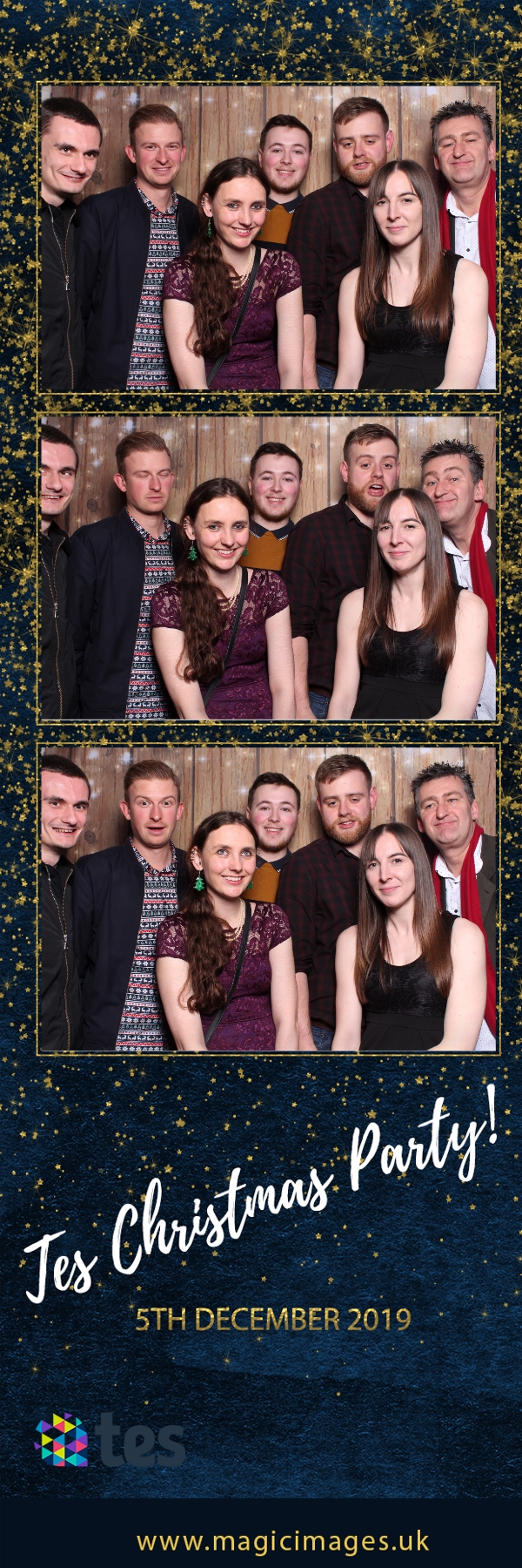 Tes Christmas party  | View more photos from the event at gallery.magicimages.uk/u/MagicImages/Tes-Christmas-party